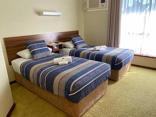 Donnybrook Motel Dış mekan fotoğraf